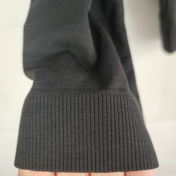 Lululemon Swiftly Tech Casual Athletic Long Sleeve Hip Length Shirt Top Black 6 - Picture 8 of 10